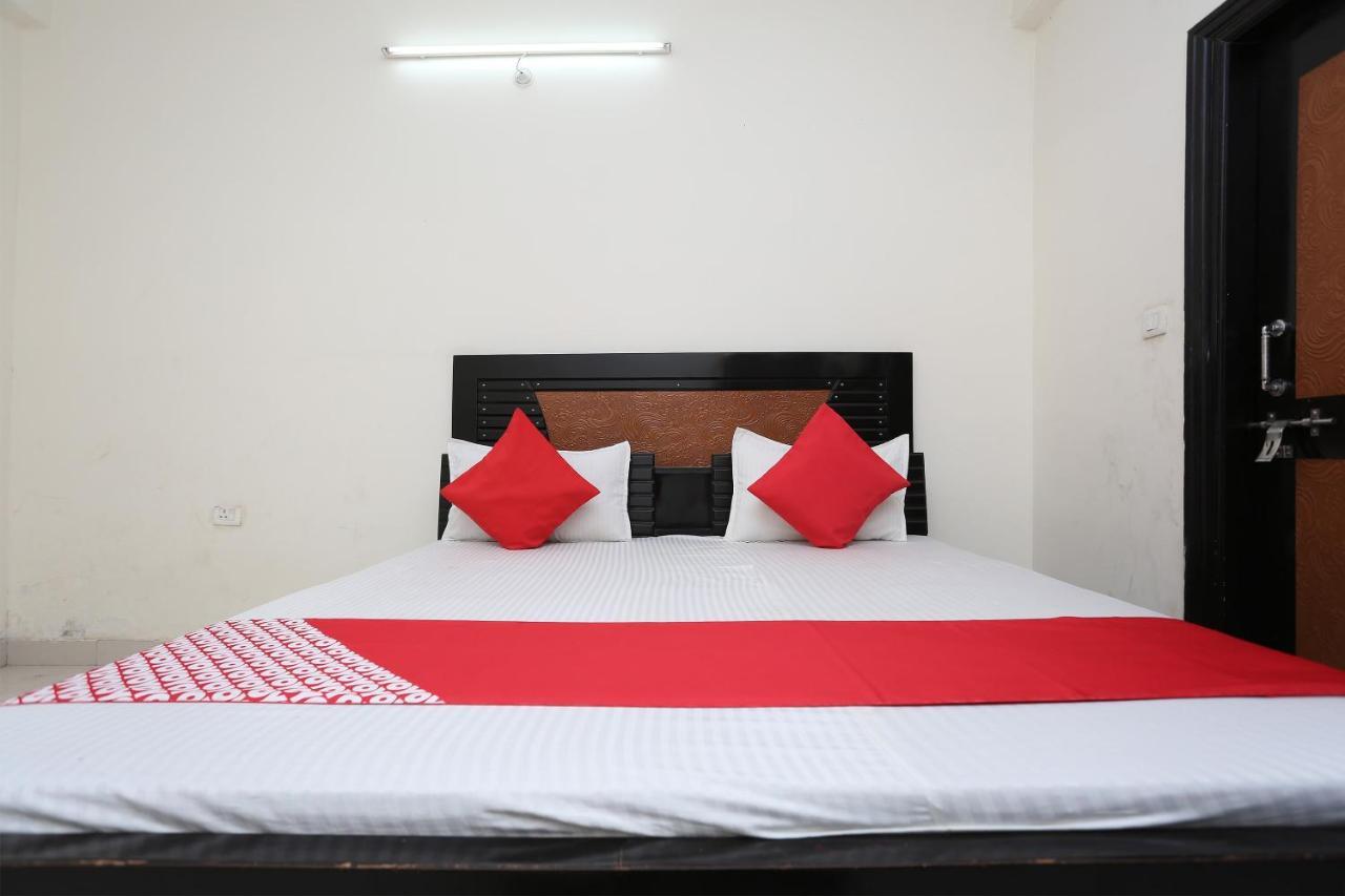 Oyo 40446 Yas Residency Hotel Alīgarh Exterior foto