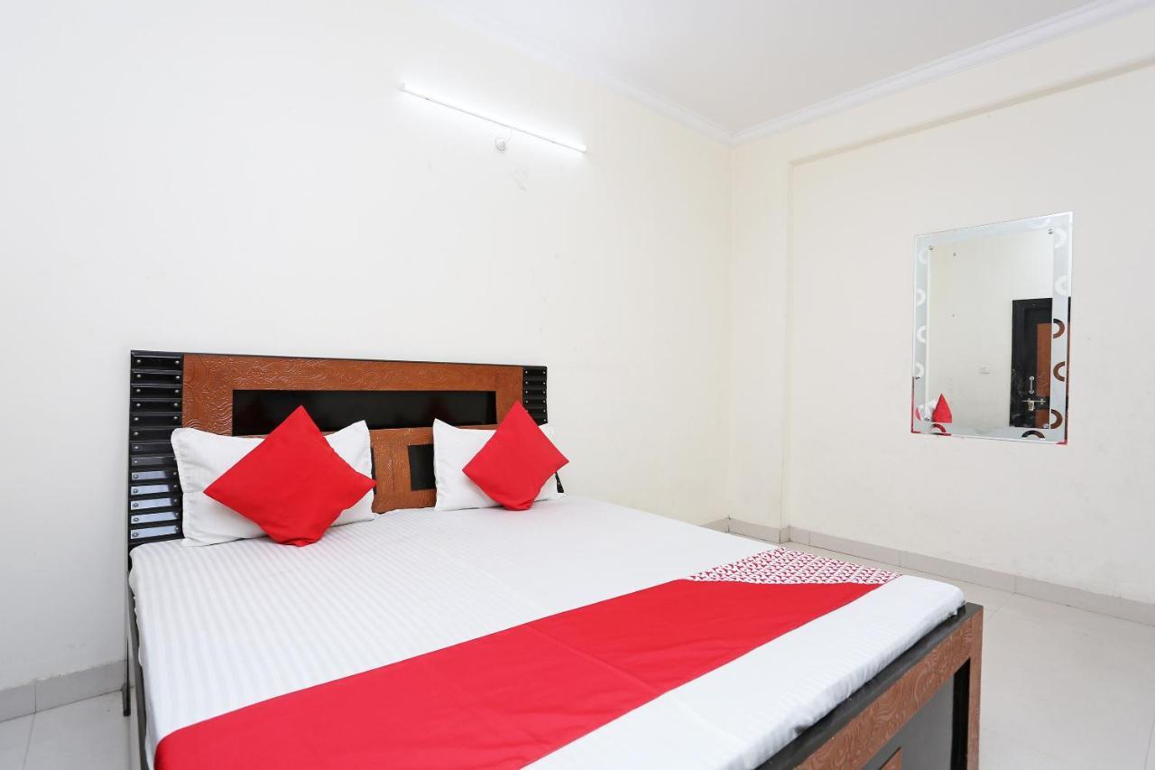 Oyo 40446 Yas Residency Hotel Alīgarh Exterior foto